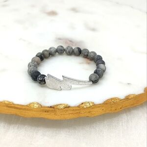 Lightning bolt silver & gray stretchy bracelet with semi-precious beads